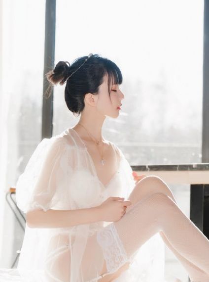 美丽姑娘免费观看在线英语版_粤语中字在线观看